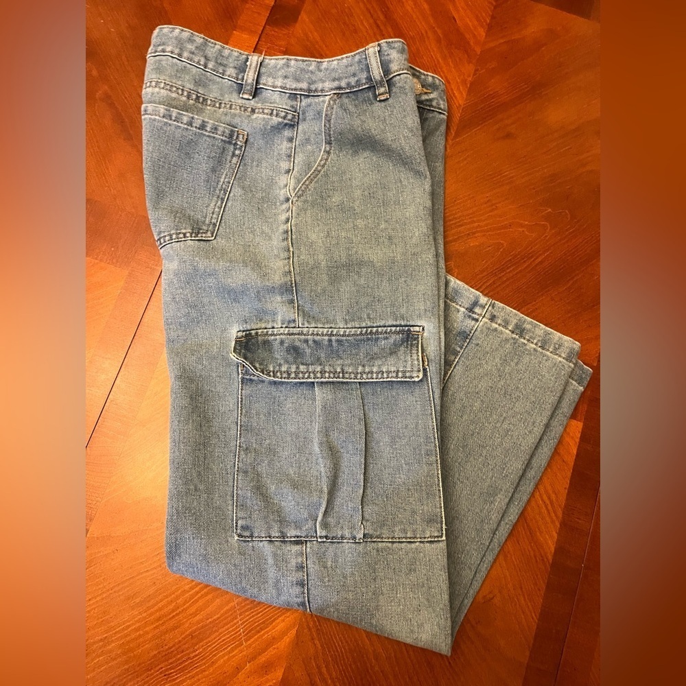 Revolve Women’s Denim Cargo Jeans High Waist Wide Leg 01